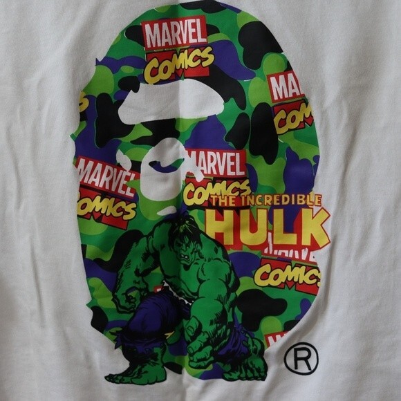 BAPE Marvel Comic White Hulk Tshirt Small - Picture 5 of 12